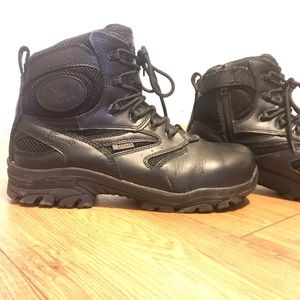 Steel toe shoes